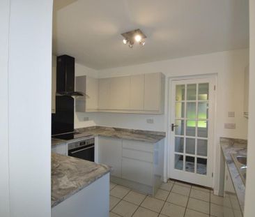 2 bedroom detached bungalow to rent - Photo 1