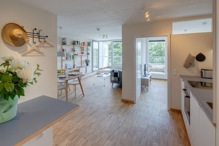 Bogenhausen: bright, beautiful 2-room apartment - Photo 3