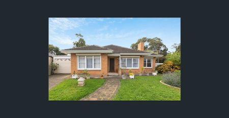 Convenient Family Home - Photo 5