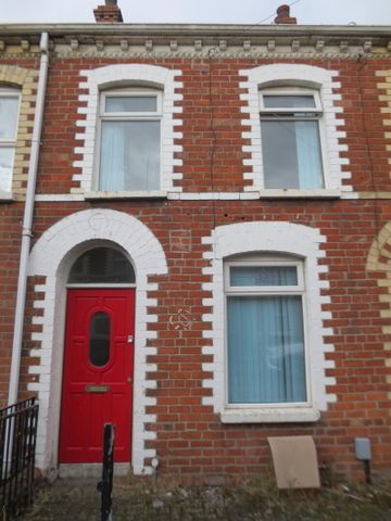 Great House, 24 Damascus Street, Queens Quarter!, Belfast - Photo 2