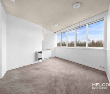 ENJOY THE BAYSIDE LIFESTYLE - UNFURNISHED - Photo 2