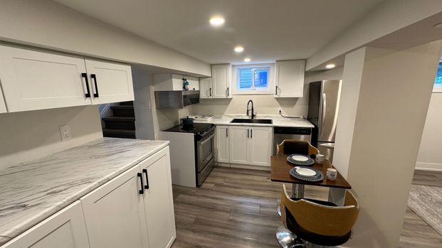 For Lease - 139 Maurice Court Unit# Lower Level, Newmarket, Ontario - Photo 1