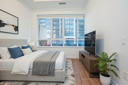 For Lease - 395 Dundas Street Unit# 219, Oakville, Ontario - Photo 4