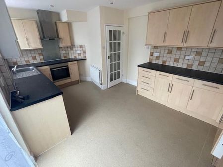 3 Bedroom House To Let - Photo 2