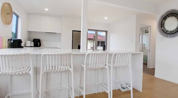 Elegantly Refurbished 3-Bedroom Home in Glenfield - Photo 1
