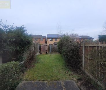 2 bedroom end of terrace house to rent - Photo 4