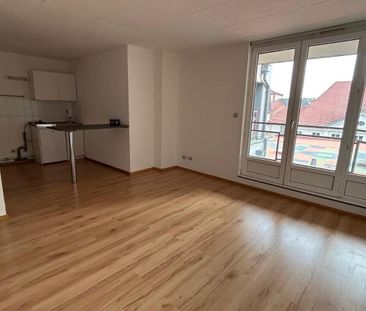 Location Appartement 1 pièce 27m² MULHOUSE 68100 - Photo 2