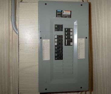 For Lease - 317 Queenston Street Unit# 2, St. Catharines, Ontario - Photo 2