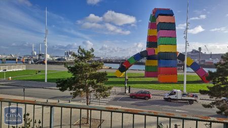 Location Appartement 5 pièces 98m² LE HAVRE 76600 - Photo 2