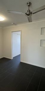 RENOVATED 1 BEDROOM IN QUIET COMPLEX - Photo 4