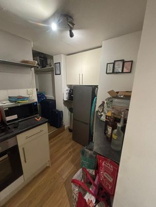 1 Bed Flat, Bexley Square, M3 - Photo 1