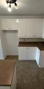 JOLI 4 1/2 À LOUER À MASCOUCHE DISPONIBLE IMMÉDIATEMENT - Photo 3