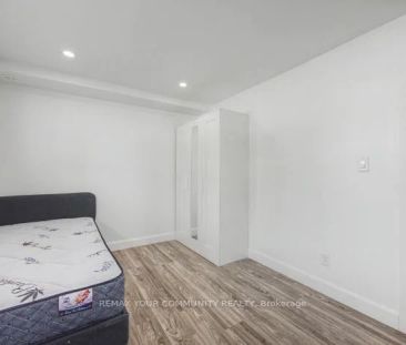 69 Blythwood Road N #2 Basement - Photo 4