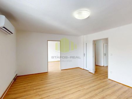 Pronájem bytu 3+kk 65 m2 - Fotografie 3