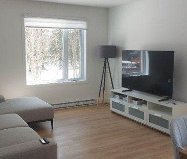 Superbe 5 1/2 à louer - Photo 1