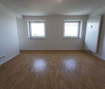 Charmante 1-Zimmer-Wohnung mit Einbauküche im Hasenbergl - Photo 1