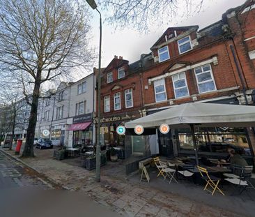 Studio Flat, Beckenham Road, BR3 - Photo 1