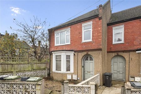 3 bedroom apartment to rent - Photo 4