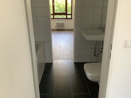 Zuhause fühlen: interessante 2,5-Zimmer-Wohnung - Foto 3