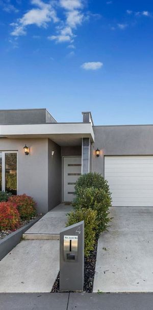 Stylish Quality Home in Strathfieldsaye - Photo 1