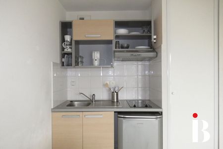 Appartement meublé Nantes 1 pièce(s) 28.48 m2 - Photo 4