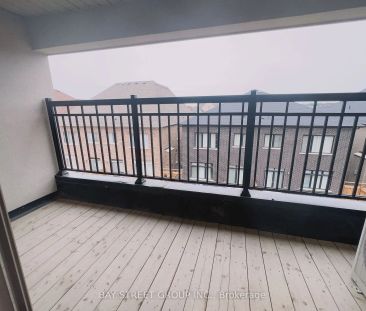 Detached Home For Lease | N9245919 - Photo 1