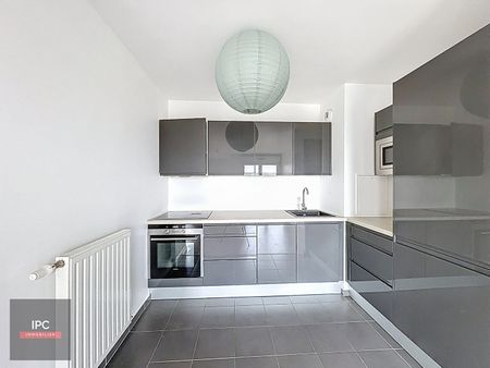 Location Appartement 3 pièces 65m² - Photo 2