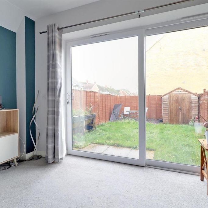 4 bedroom house to rent - Photo 1