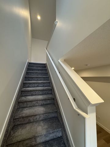 77 - 2117 81 Street South West, Calgary - Photo 2