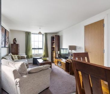 15 Lady Wallace Crescent, Lisburn, BT28 3GP - Photo 3