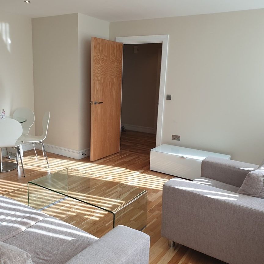 1 Bed Flat, Baldwin House, HA1 - Photo 1