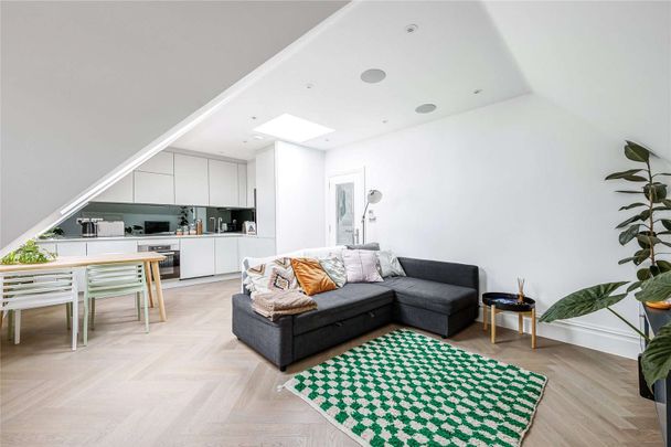 Hamilton Road, London, W5 2EQ - Photo 1