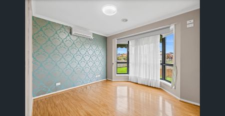 A well kept home in a prime, family friendly location! - Photo 4