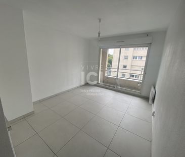 A Louer - Studio 18m² Avec Balcon - Boulevard Jules Verne Nantes - Photo 4