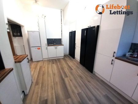 1 bedroom in a house share to rent - Photo 5