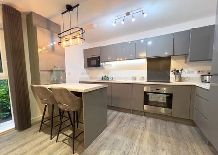 Room in a Shared Flat, Dorchester Avenue, G12 - Photo 5