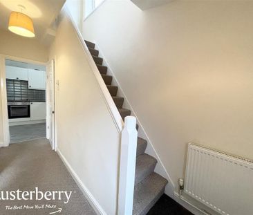 3 bedroom semi-detached house to rent - Photo 4