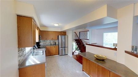 49 Porter Dr, Guelph - Photo 2