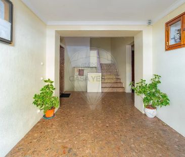 Apartment T2 in Algés, Linda-a-Velha e Cruz Quebrada-Dafundo, Oeiras - Photo 6