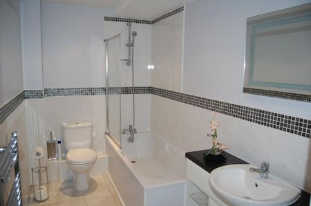 2 bedroom apartment to rent - Photo 5