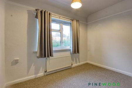 3 bedroom end of terrace house to rent - Photo 5