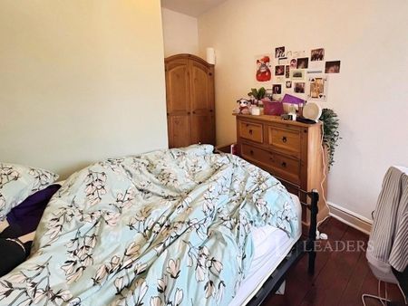 5 bedroom terraced house to rent - Photo 4