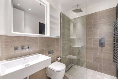 Impressive modern apartment in a beautiful boutique development (with concierge) in the heart of Westminster, just 0.2 miles (approx.) to St. James Park station. - Photo 5