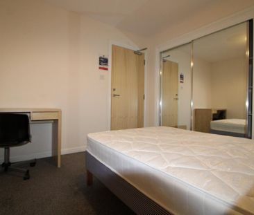 4 bedroom house to rent - Photo 2