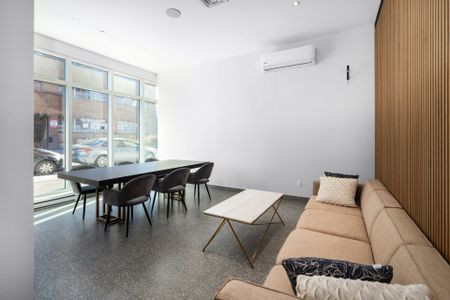 5 Rue Guizot O., #323 - Photo 3