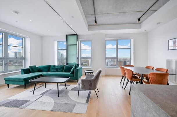 3 bedroom flat to rent - Photo 1