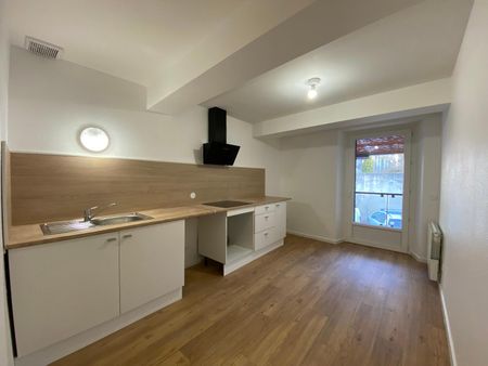 Location Appartement 2 pièces 53m² CHABEUIL 26120 - Photo 4