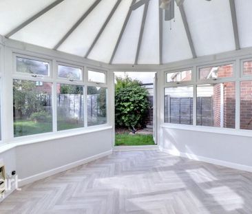 3 bedroom semi-detached house to rent - Photo 5