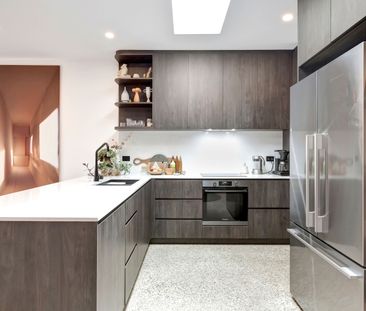 3 Harvey Street, Brunswick VIC 3056 - House For Rent | Domain - Photo 6