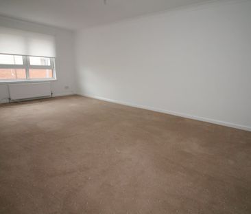 Anderson Court, North Lanarkshire, Wishaw, ML2 7PD - Photo 5